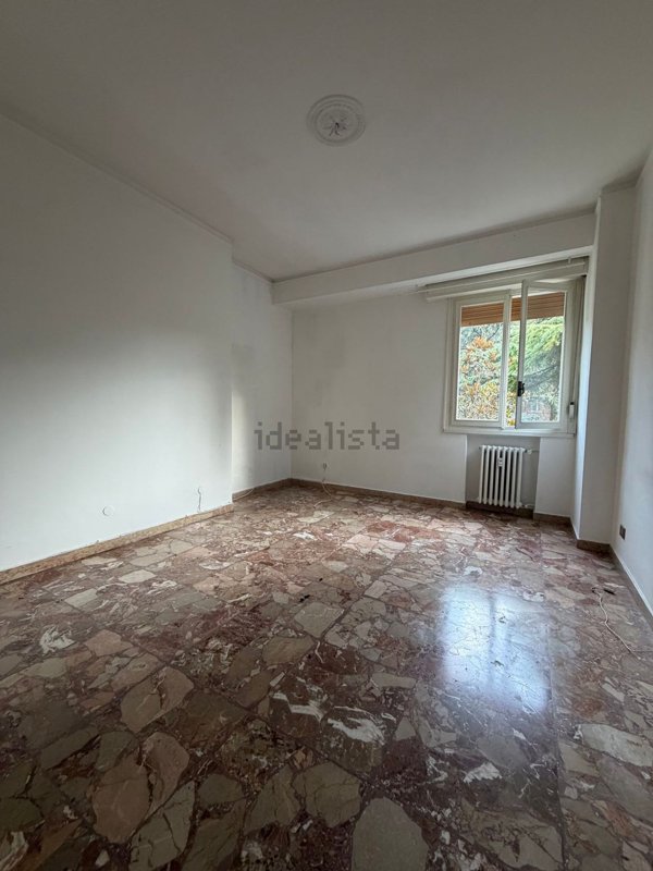 appartamento in vendita a Reggio nell'Emilia in zona Mirabello