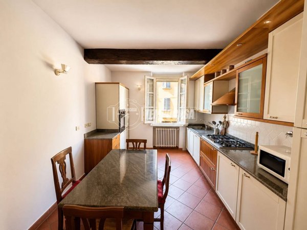 appartamento in vendita a Reggio nell'Emilia in zona Città Storica