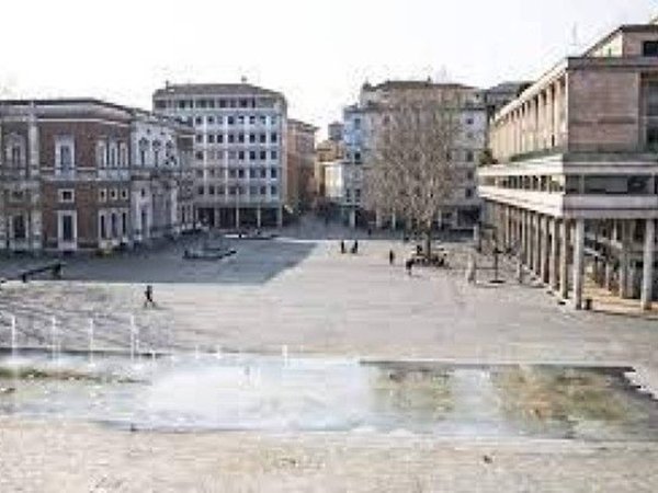 appartamento in vendita a Reggio nell'Emilia in zona Città Storica