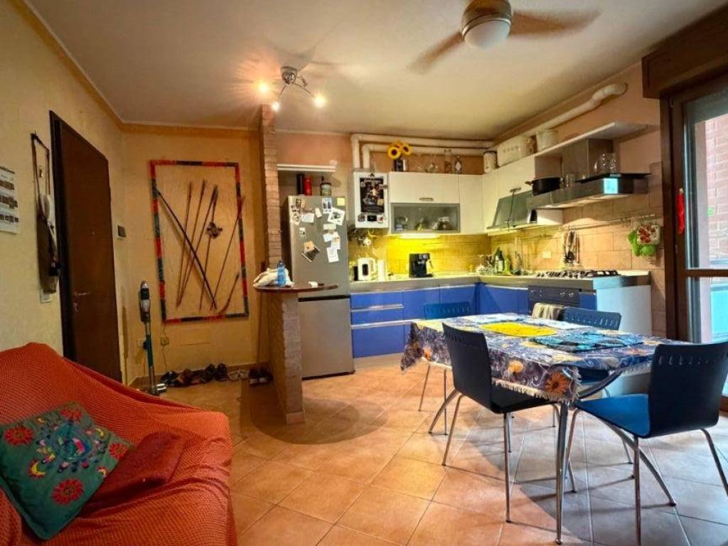 appartamento in vendita a Reggio nell'Emilia in zona Sesso