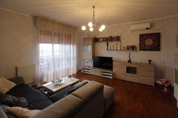 appartamento in vendita a Reggio nell'Emilia in zona Ospizio