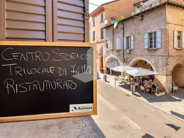appartamento in vendita a Reggio nell'Emilia in zona Città Storica