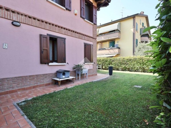 appartamento in vendita a Reggio nell'Emilia in zona Massenziatico