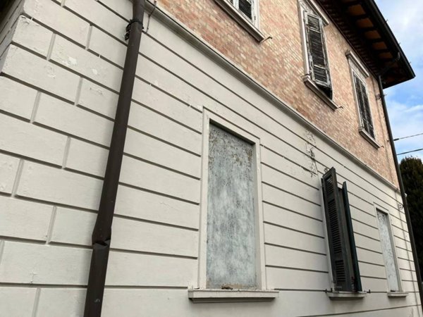 casa indipendente in vendita a Reggio nell'Emilia in zona Rosta Nuova