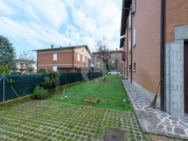 appartamento in vendita a Reggio nell'Emilia in zona Rosta Nuova