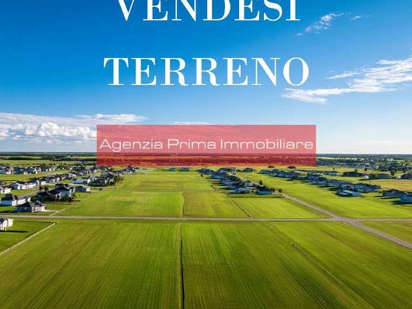 casa indipendente in vendita a Reggio nell'Emilia in zona Bainsizza