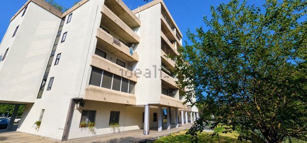 appartamento in vendita a Reggio nell'Emilia in zona Compagnoni / Migliolungo
