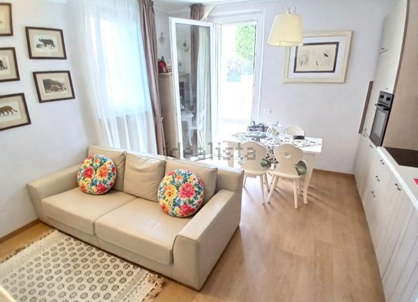 appartamento in vendita a Reggio nell'Emilia in zona Città Storica