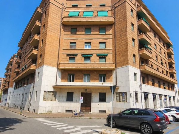 appartamento in vendita a Reggio nell'Emilia in zona Città Storica