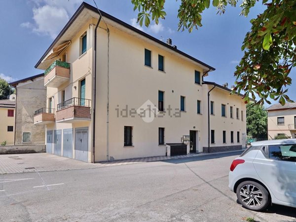 appartamento in vendita a Reggio nell'Emilia in zona Roncocesi