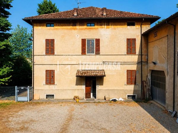 casa indipendente in vendita a Reggio nell'Emilia in zona Masone