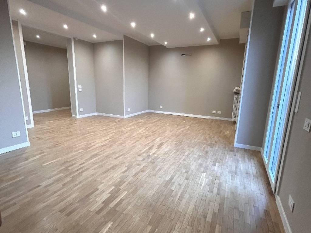 appartamento in vendita a Reggio nell'Emilia in zona Ospizio