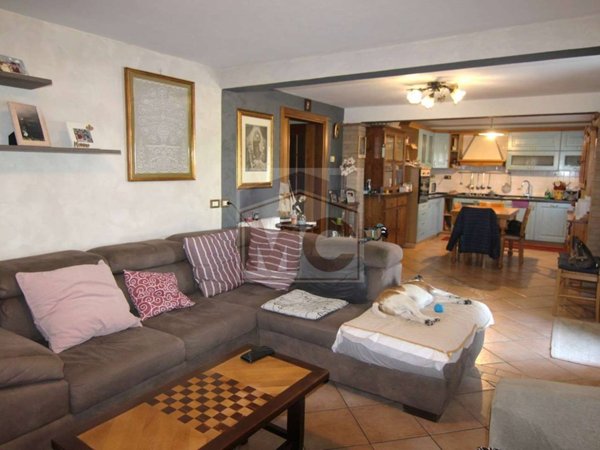 casa indipendente in vendita a Reggio nell'Emilia in zona Roncadella