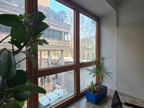 appartamento in vendita a Reggio nell'Emilia in zona Città Storica