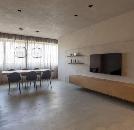 casa indipendente in vendita a Reggio nell'Emilia in zona Città Storica