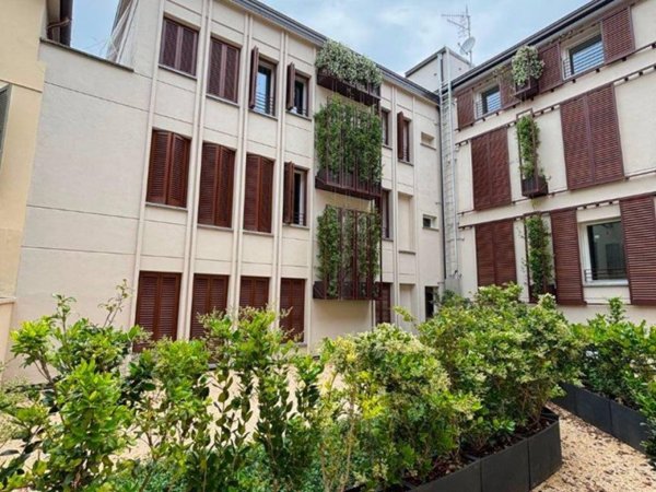 appartamento in vendita a Reggio nell'Emilia in zona Città Storica