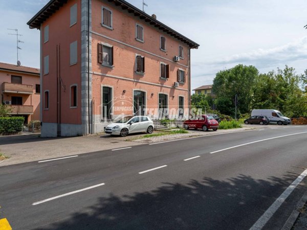 appartamento in vendita a Reggio nell'Emilia in zona Sesso