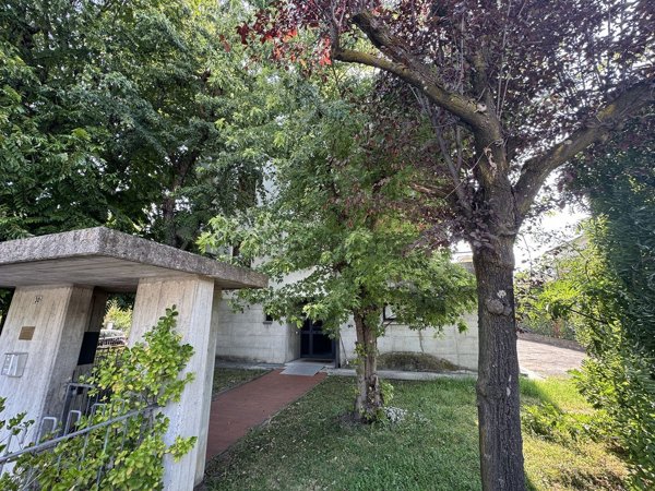 appartamento in vendita a Reggio nell'Emilia in zona Rosta Nuova