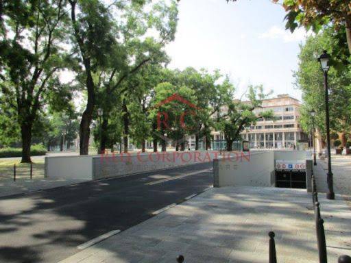 box auto in vendita a Reggio nell'Emilia in zona Città Storica