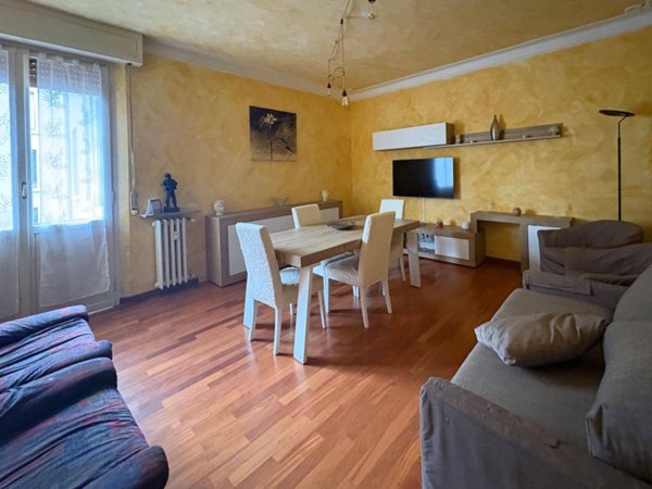 appartamento in vendita a Reggio nell'Emilia in zona Mirabello