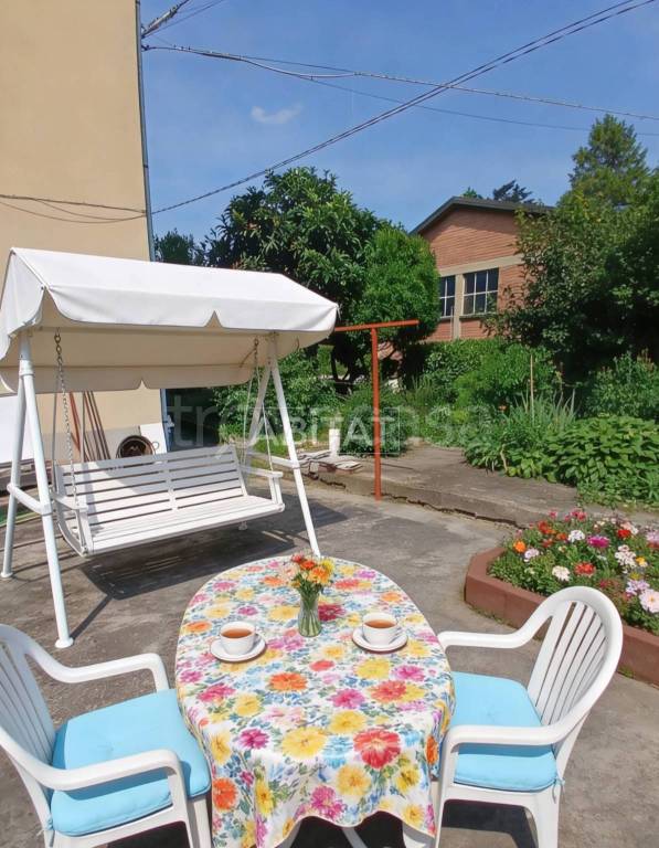 appartamento in vendita a Reggio nell'Emilia in zona Stranieri / Bazzarola