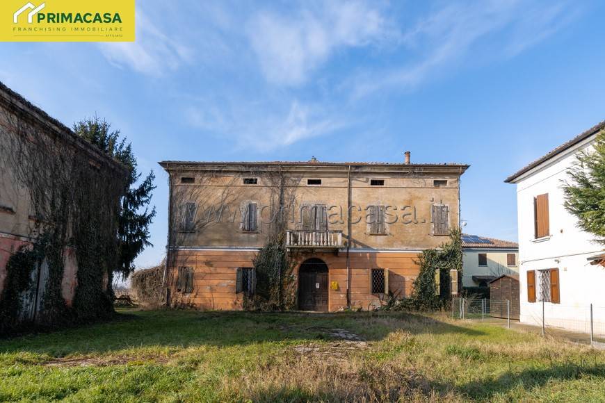 locale di sgombero in vendita a Rio Saliceto in zona San Lodovico
