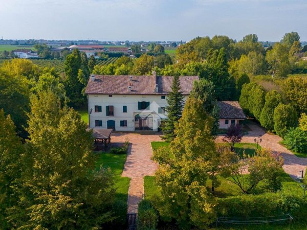 casa indipendente in vendita a Rio Saliceto