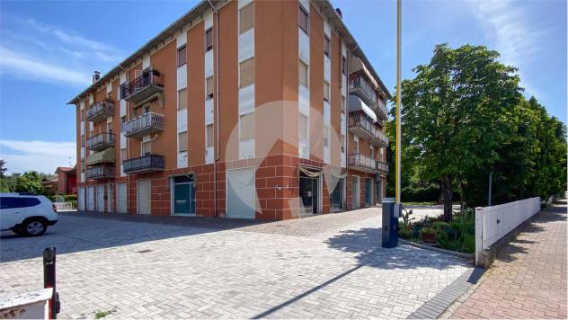 negozio in vendita a Rio Saliceto