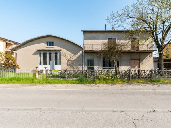 casa indipendente in vendita a Rio Saliceto in zona San Lodovico