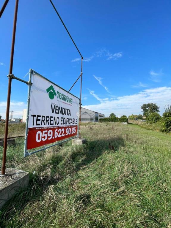 terreno edificabile in vendita a Rio Saliceto