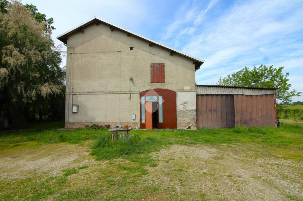 casa indipendente in vendita a Rio Saliceto