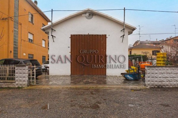 locale commerciale in vendita a Rio Saliceto