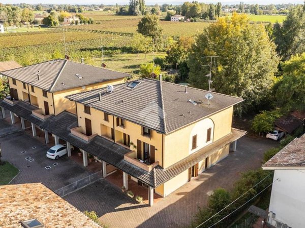 casa indipendente in vendita a Rio Saliceto