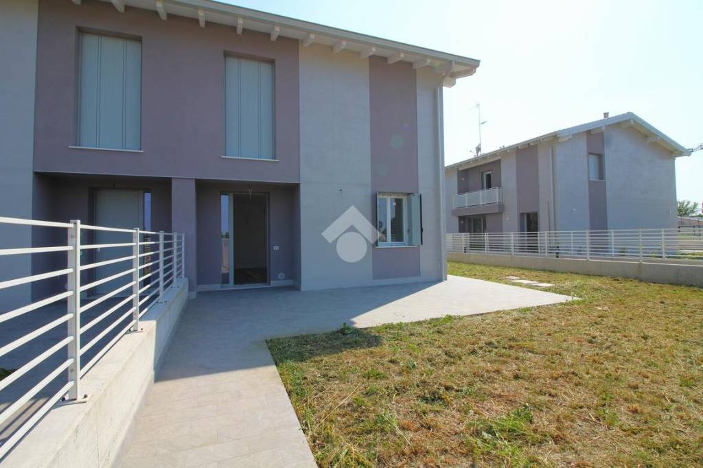 casa indipendente in vendita a Rio Saliceto