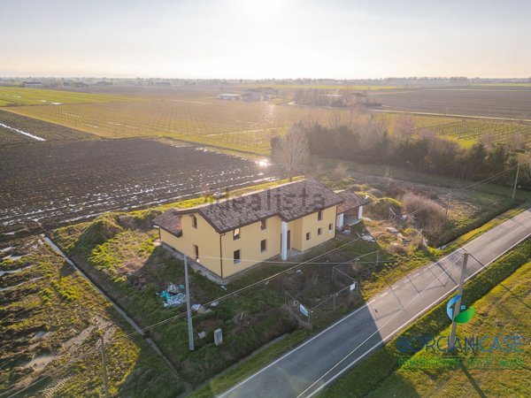 casa indipendente in vendita a Rio Saliceto