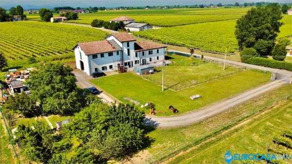 casale in vendita a Rio Saliceto
