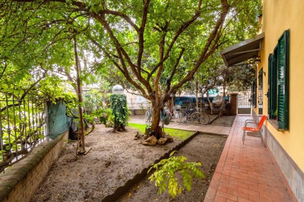 casa indipendente in vendita a Rolo