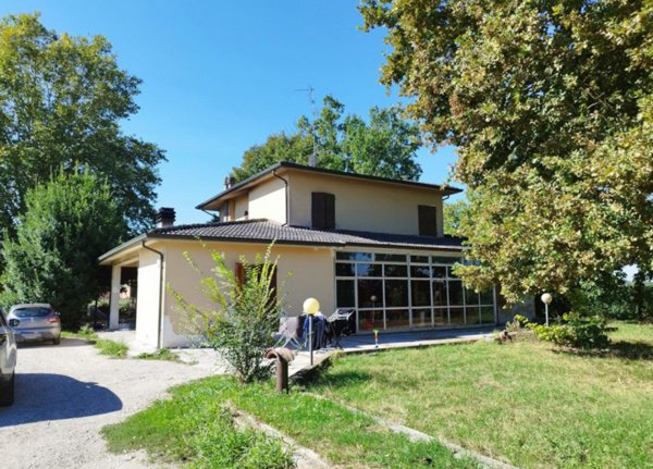 casa indipendente in vendita a Rolo