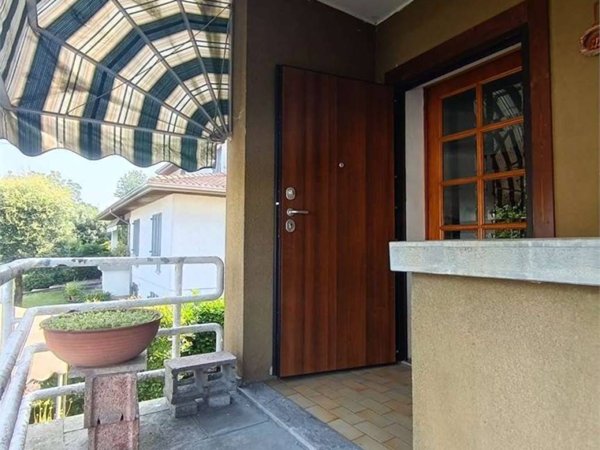 casa indipendente in vendita a Rolo