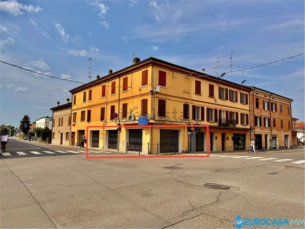 negozio in vendita a Rolo