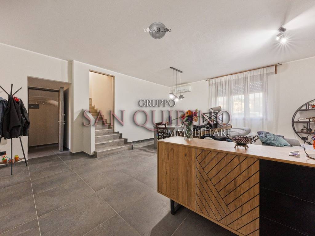 casa indipendente in vendita a Rolo