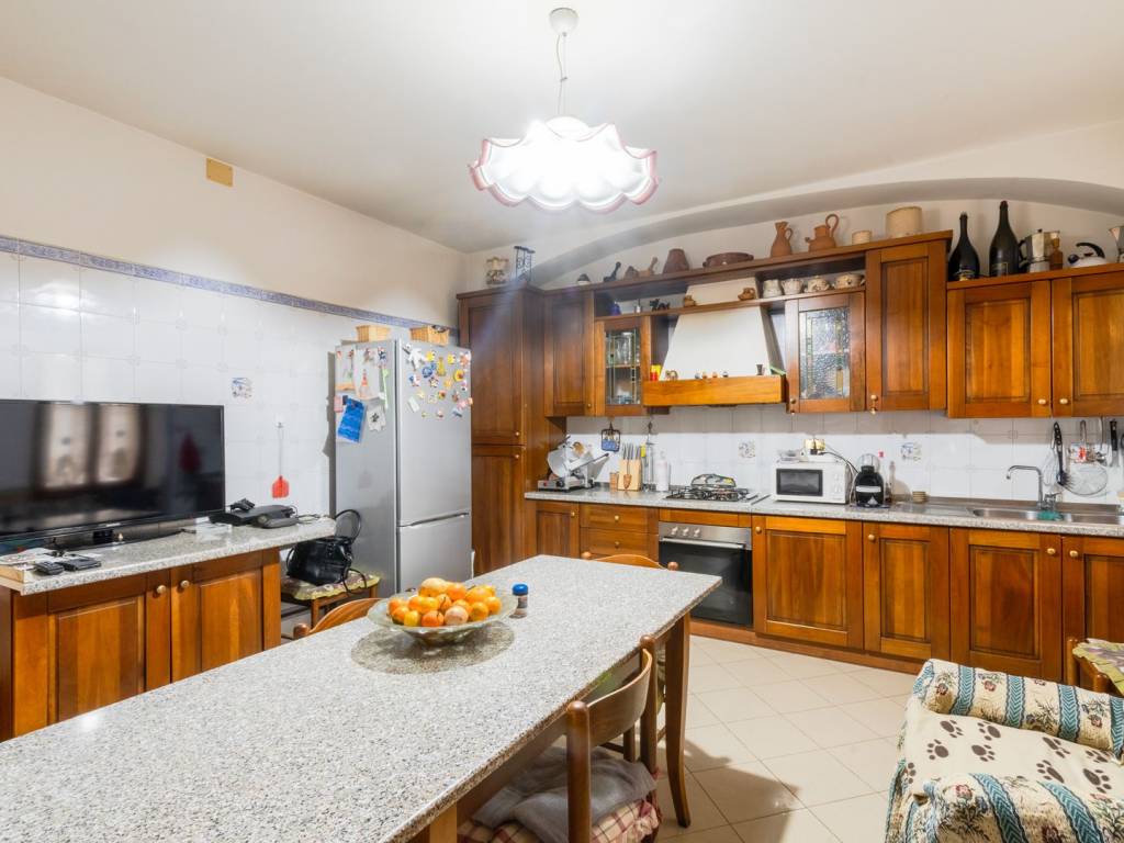 casa indipendente in vendita a Rolo