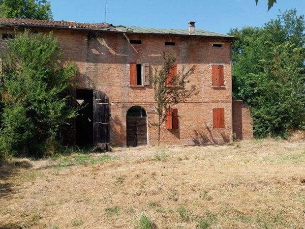 casa indipendente in vendita a Rolo
