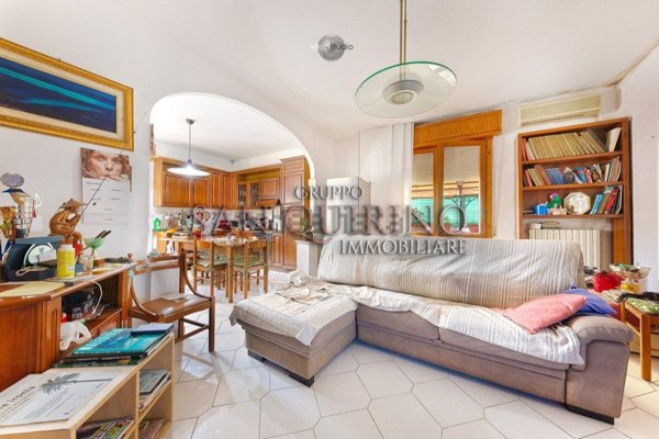 casa indipendente in vendita a Rolo