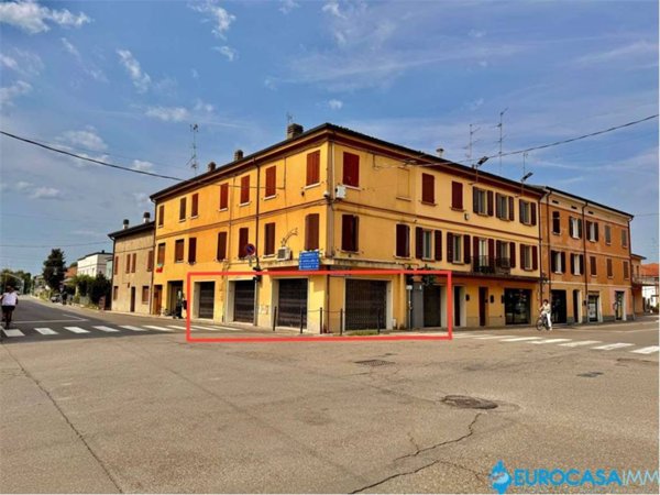 negozio in vendita a Rolo