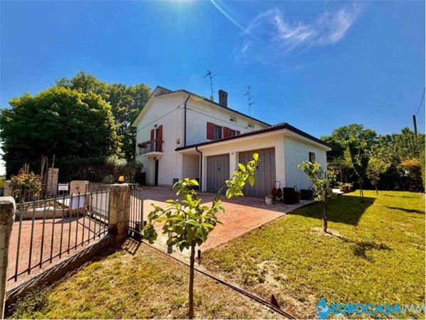 casa semindipendente in vendita a Rolo