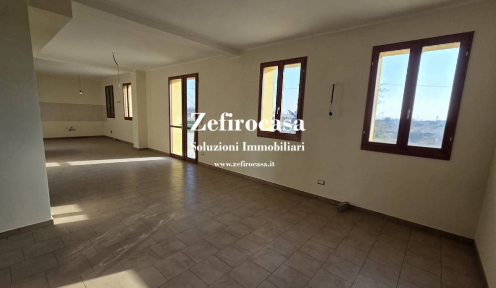 casa indipendente in vendita a Rolo