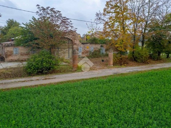 casa indipendente in vendita a Rubiera in zona San Faustino