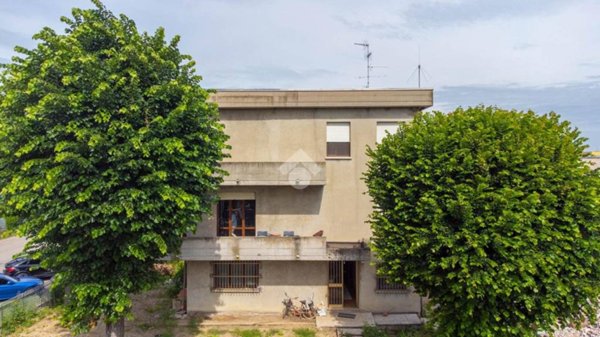 casa indipendente in vendita a Rubiera
