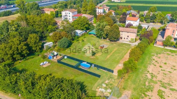 casa indipendente in vendita a Rubiera in zona Fontana